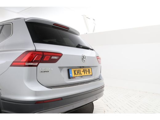 Volkswagen Tiguan Allspace 1.5 TSI Highline Automaat, Leer, Apple carplay, ActivLease financial lease
