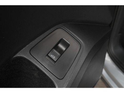 Volkswagen Tiguan Allspace 1.5 TSI Highline Automaat, Leer, Apple carplay, ActivLease financial lease