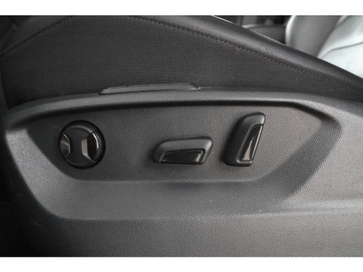 Volkswagen Tiguan Allspace 1.5 TSI Highline Automaat, Leer, Apple carplay, ActivLease financial lease