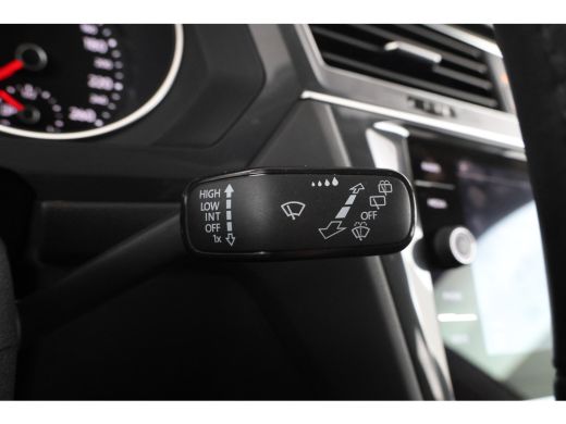 Volkswagen Tiguan Allspace 1.5 TSI Highline Automaat, Leer, Apple carplay, ActivLease financial lease