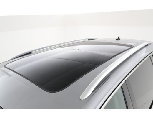Volkswagen Tiguan Allspace 1.5 TSI Highline Automaat, Leer, Apple carplay, ActivLease financial lease