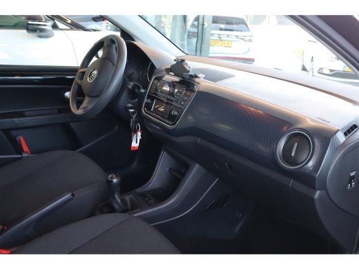 Volkswagen up! 1.0 65PK CAMERA|SENSOREN | Achteruitrij camera | Airco | Cruise Control ActivLease financial lease