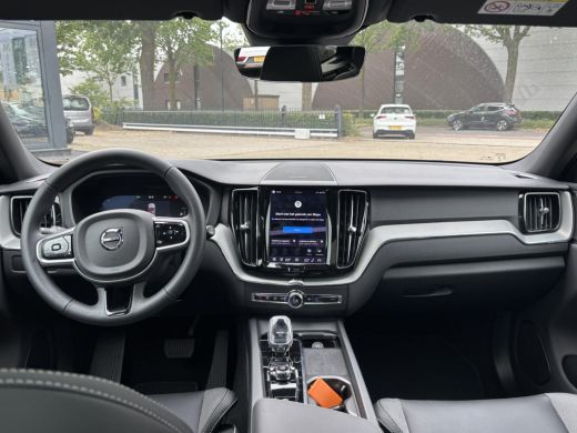 Volvo  XC60 2.0 T6 Plug-in hybrid AWD Plus Black Edition 360 CAMERA | PANO | PREMIUM AUDIO | ELEK. STOELEN | ... ActivLease financial lease