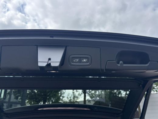 Volvo  XC60 2.0 T6 Plug-in hybrid AWD Plus Black Edition 360 CAMERA | PANO | PREMIUM AUDIO | ELEK. STOELEN | ... ActivLease financial lease