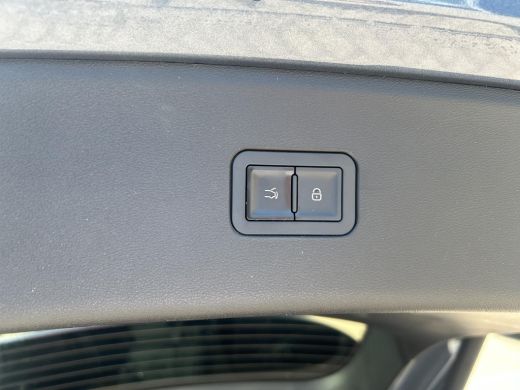 BYD SEAL 1.5 DM-i Comfort | &euro; 7.370,- Demo Voordeel | Schuif kantel dak | Rijklaarprijs | ActivLease financial lease