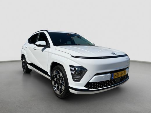 Hyundai Kona Comfort Smart 65.4 kWh | Camera | Carplay draadloos | Climate control | Adaptive cruise control |... ActivLease financial lease