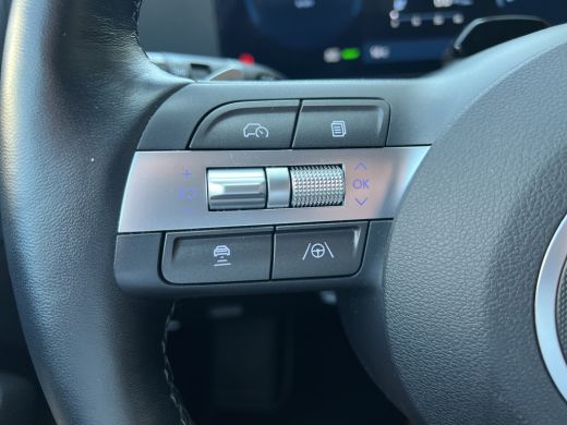 Hyundai Kona Comfort Smart 65.4 kWh | Camera | Carplay draadloos | Climate control | Adaptive cruise control |... ActivLease financial lease
