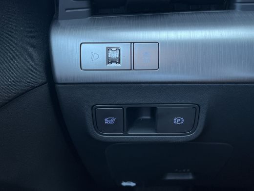 Hyundai Kona Comfort Smart 65.4 kWh | Camera | Carplay draadloos | Climate control | Adaptive cruise control |... ActivLease financial lease