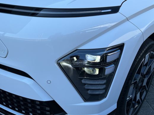 Hyundai Kona Comfort Smart 65.4 kWh | Camera | Carplay draadloos | Climate control | Adaptive cruise control |... ActivLease financial lease