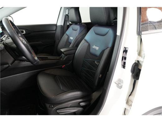 Jeep Compass 4xe 240 pk PHEV | ACC | Camera | Navi | Apple/Android | Stl. verw. | Lane assist | ActivLease financial lease