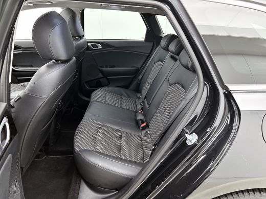 Kia Ceed Sportswagon 1.0 T-GDi 120PK ExecutiveLine / Panorama-schuifdak / JBL sound / Navigatie / Airco-ecc./ Pdc+Came... ActivLease financial lease
