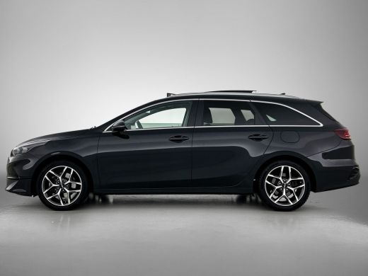 Kia Ceed Sportswagon 1.0 T-GDi 120PK ExecutiveLine / Panorama-schuifdak / JBL sound / Navigatie / Airco-ecc./ Pdc+Came... ActivLease financial lease