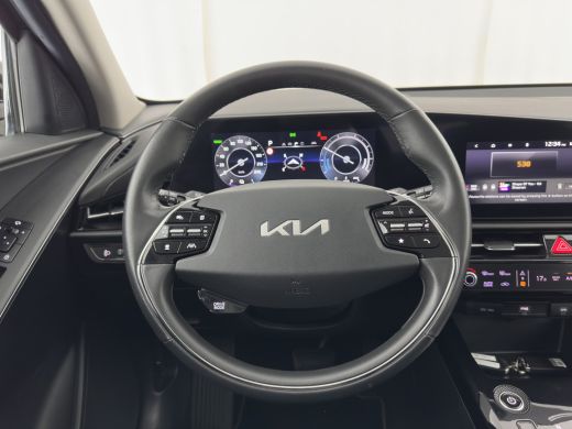 Kia Niro EV DynamicLine 64.8 kWh [3-Fase-11kW] {SoH-96%} (INCL-BTW) Aut. *LEATHER-FABRIC | ADAPTIVE-CRUISE | ... ActivLease financial lease