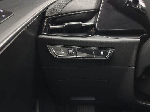Kia Niro EV DynamicLine 64.8 kWh [3-Fase-11kW] {SoH-96%} (INCL-BTW) Aut. *LEATHER-FABRIC | ADAPTIVE-CRUISE | ... ActivLease financial lease