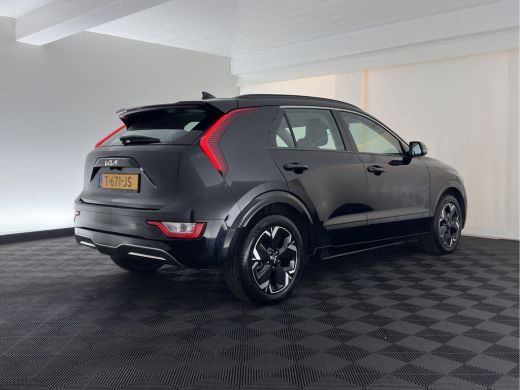 Kia Niro EV DynamicLine 64.8 kWh [3-Fase-11kW] {SoH-96%} (INCL-BTW) Aut. *LEATHER-FABRIC | ADAPTIVE-CRUISE | ... ActivLease financial lease