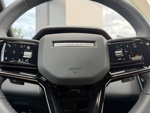 Land Rover Range Rover Evoque P270e AWD Dynamic Edition | Cold Climate | 360gr Camera | Pano | 20 Inch | Black Pack | Meridian ActivLease financial lease