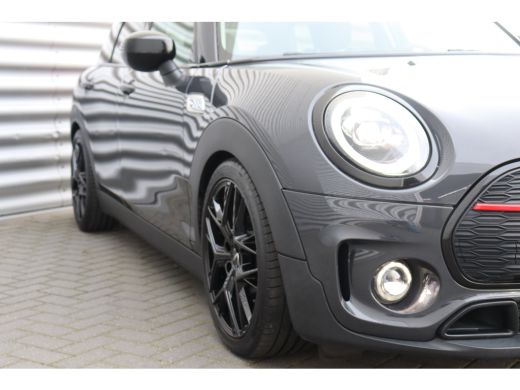 Mini Clubman 2.0 COOPER S 192PK JOHN COOPER WORKS AUTOMAAT / NAVI / LEDER / CLIMA / LED / PDC / 18" LMV / CAME... ActivLease financial lease