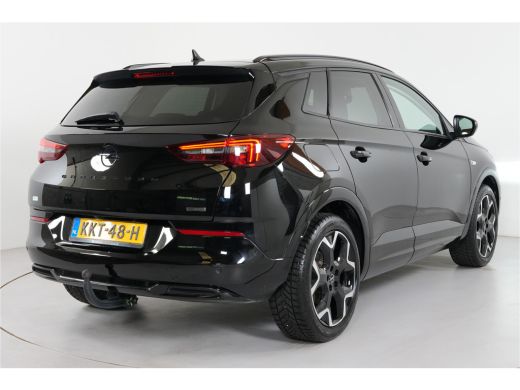 Opel Grandland 1.6 Turbo GS Line 225 pk PHEV | Trekhaak | Leder | 360&deg; Cam | Stl. verw./verk. | ActivLease financial lease