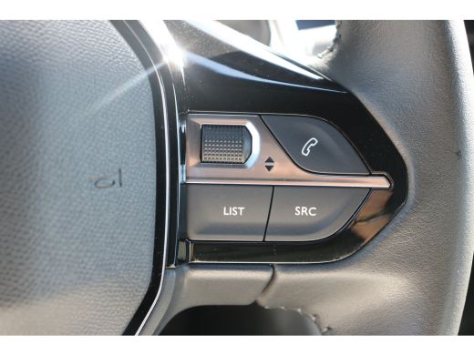 Peugeot 2008 1.2 Hybrid 136 Allure | Navi | Keyless entry | Camera V+A | LMV | Ad. Cruise control | DAB | ActivLease financial lease