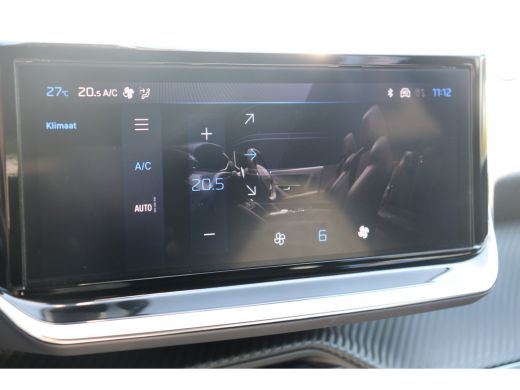 Peugeot 2008 1.2 Hybrid 136 Allure | Navi | Keyless entry | Camera V+A | LMV | Ad. Cruise control | DAB | ActivLease financial lease