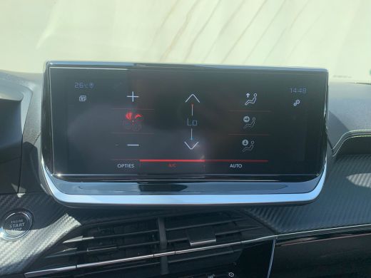 Peugeot 2008 1.2 PureTech GT Airco | Camera | Cruise Control | DAB | Focal-Audio | Keyless | Pano | LED | LMV ... ActivLease financial lease