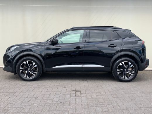 Peugeot 2008 1.2 PureTech GT Airco | Camera | Cruise Control | DAB | Focal-Audio | Keyless | Pano | LED | LMV ... ActivLease financial lease