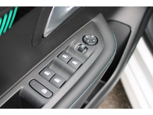 Peugeot 208 1.2 PureTech 100pk Allure Pack | Navigatie | Camera | Apple carplay | Bluetooth | NL auto | 1e Ei... ActivLease financial lease