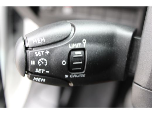 Peugeot 208 1.2 PureTech 100pk Allure Pack | Navigatie | Camera | Apple carplay | Bluetooth | NL auto | 1e Ei... ActivLease financial lease