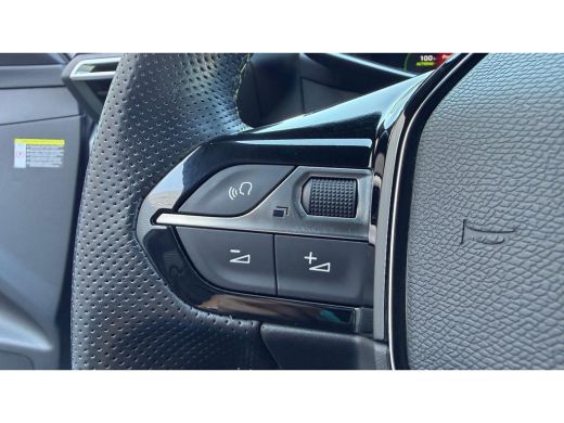 Peugeot 208 1.2 PURETECH 100PK GT PACK / NAVI / LEDER / CLIMA / PDC / 17" LMV / CAMERA / KEYLESS / CRUISECONT... ActivLease financial lease