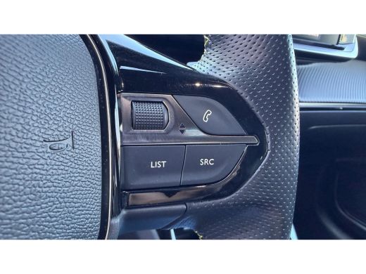 Peugeot 208 1.2 PURETECH 100PK GT PACK / NAVI / LEDER / CLIMA / PDC / 17" LMV / CAMERA / KEYLESS / CRUISECONT... ActivLease financial lease