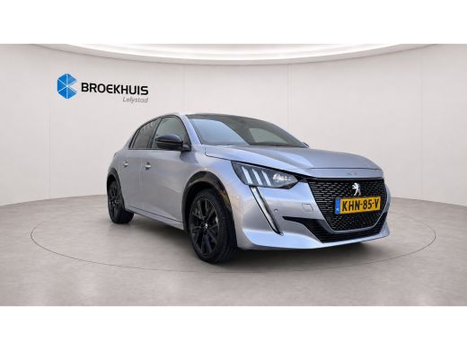 Peugeot 208 1.2 PURETECH 100PK GT PACK / NAVI / LEDER / CLIMA / PDC / 17" LMV / CAMERA / KEYLESS / CRUISECONT... ActivLease financial lease