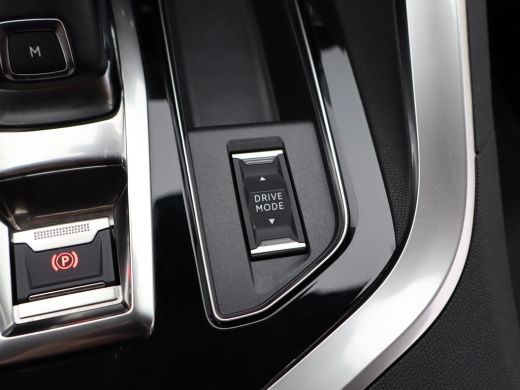 Peugeot 3008 1.2 PureTech Active Pack Business | Automaat |  Camera | Cruise | Clima | PDC V+A | Carplay | ActivLease financial lease