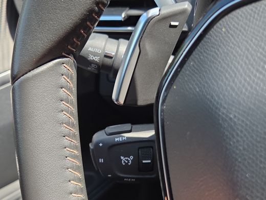 Peugeot 3008 1.6 HYbrid 225 Allure Full LED | Parkeersensoren | Camera | Full map navigatie | Carplay/android ... ActivLease financial lease