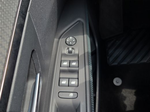 Peugeot 3008 1.6 HYbrid 225 Allure Full LED | Parkeersensoren | Camera | Full map navigatie | Carplay/android ... ActivLease financial lease