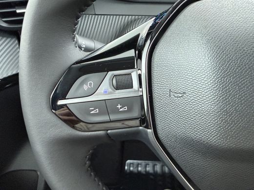 Peugeot e-208 | &euro;5000 Voorraad Voordeel | Business | 10" HD-touchscreen met PEUGEOT i-Connect&reg; Advanced Navigat... ActivLease financial lease