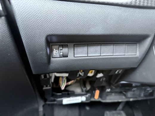 Peugeot e-208 | &euro;5000 Voorraad Voordeel | Business | 10" HD-touchscreen met PEUGEOT i-Connect&reg; Advanced Navigat... ActivLease financial lease
