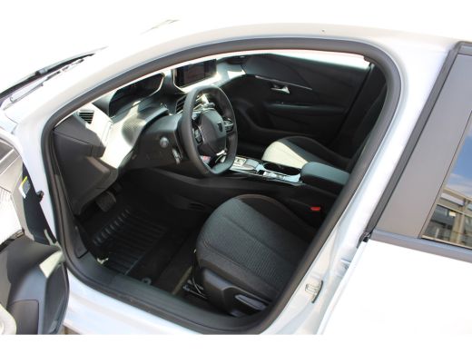Peugeot e-208 Business | Elektrische parkeerrem | Elektrische parkeerrem | Extra getinte achterste zijruiten en... ActivLease financial lease