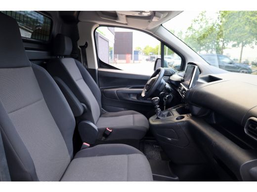 Peugeot Partner 1.2 PureTech Premium | AIRCO | CARPLAY/ANDROID AUTO | PDC ACHTER | CRUISE CONTROL | ActivLease financial lease