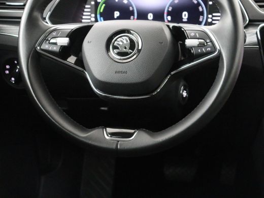 Skoda Superb Combi 1.4 TSI iV Business Edition Plus | SOH 93,2% | Camera | Cruise control | Navigatie | DAB+ |... ActivLease financial lease