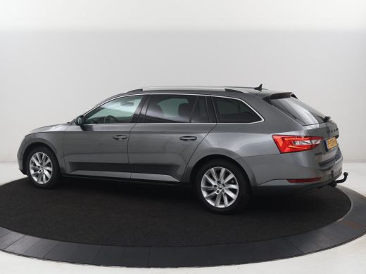 Skoda Superb Combi 1.4 TSI iV Business Edition Plus | SOH 93,2% | Camera | Cruise control | Navigatie | DAB+ |... ActivLease financial lease