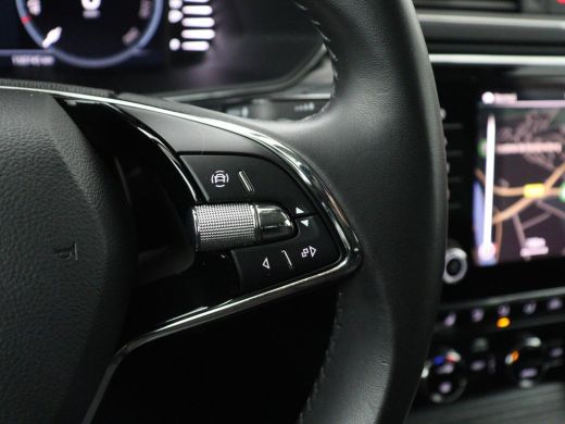 Skoda Superb Combi 1.4 TSI iV Business Edition Plus | SOH 93,2% | Camera | Cruise control | Navigatie | DAB+ |... ActivLease financial lease