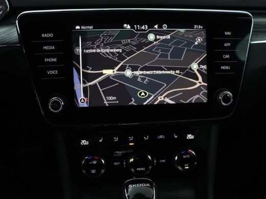 Skoda Superb Combi 1.4 TSI iV Business Edition Plus | SOH 93,2% | Camera | Cruise control | Navigatie | DAB+ |... ActivLease financial lease