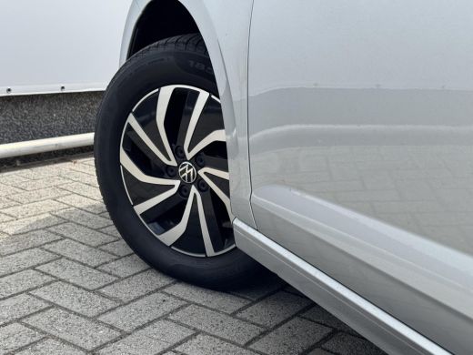 Volkswagen Polo 1.0 TSI Life Business NL-AUTO | NAVI | LED| STOELVERWARMING ActivLease financial lease
