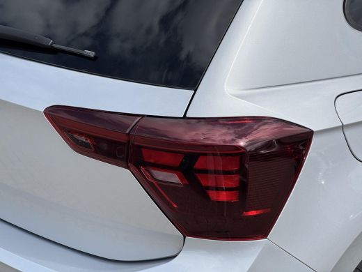 Volkswagen Polo 1.0 TSI Life Business NL-AUTO | NAVI | LED| STOELVERWARMING ActivLease financial lease