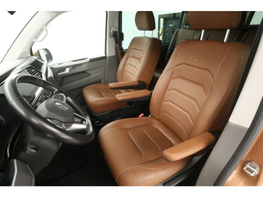 Volkswagen Transporter 2.0 TDI L2H1 Bulli Highline Exclusive | Dubbele Cabine | Automaat | Airco | Camera | Virtual | Cr... ActivLease financial lease