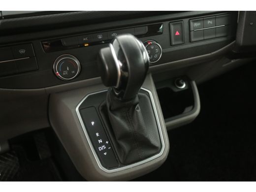 Volkswagen Transporter 2.0 TDI L2H1 Bulli Highline Exclusive | Dubbele Cabine | Automaat | Airco | Camera | Virtual | Cr... ActivLease financial lease