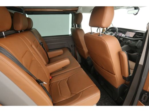 Volkswagen Transporter 2.0 TDI L2H1 Bulli Highline Exclusive | Dubbele Cabine | Automaat | Airco | Camera | Virtual | Cr... ActivLease financial lease