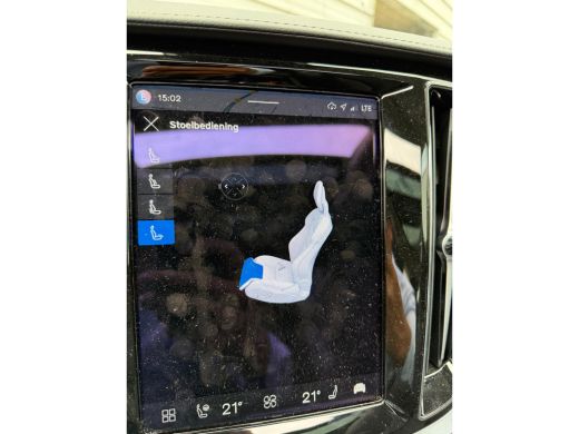 Volvo  V60 Cross Country B5 Ultimate Pano-dak | Parkeerverw.| B&W | Trekh. | Nappa massage/ventilatie | 20" ActivLease financial lease