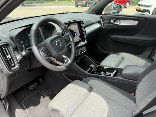 Volvo  XC40 1.5 T4 Plug-in hybrid Plus Bright VOLVO DEALER ONDERHOUDEN | PANO| 360 CAMERA| HARMAN KARDON| STO... ActivLease financial lease