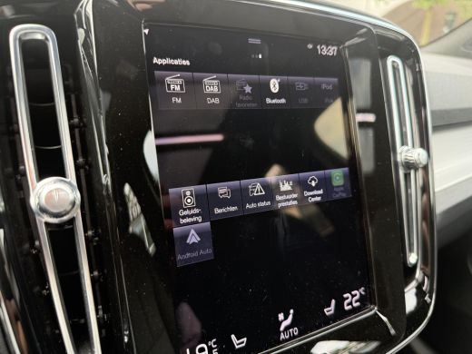 Volvo  XC40 1.5 T4 Plug-in hybrid Plus Bright VOLVO DEALER ONDERHOUDEN | PANO| 360 CAMERA| HARMAN KARDON| STO... ActivLease financial lease